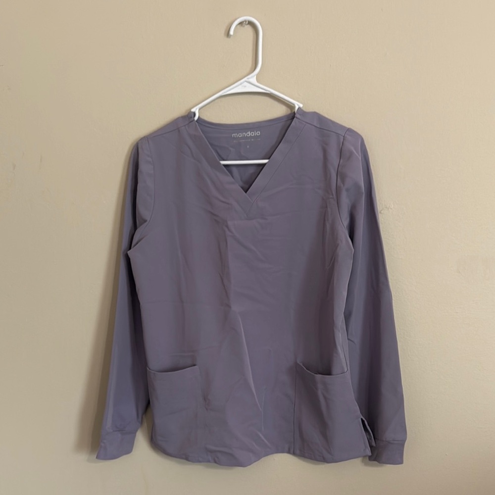 Mandala Gray V-Neck Scrub Top